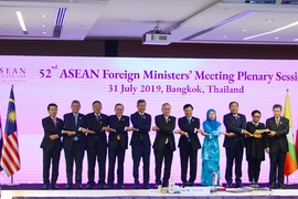 Ngoại trưởng ASEAN ra Tuyên bố chung bày tỏ quan ngại về Biển Đông