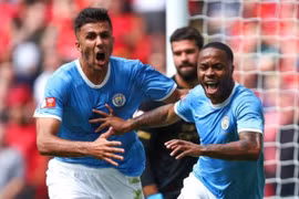 Hạ Liverpool, Man City bảo vệ thành công siêu cúp Anh