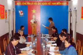 Kiểm điểm tự phê bình và phê bình theo nghị quyết Trung ương 4