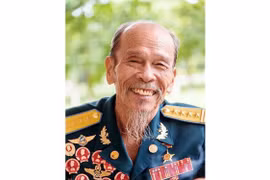 Anh hùng phi công Nguyễn Văn Bảy đã về trời