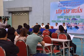 Gia Lai: Tập huấn bơi an toàn và phòng tránh đuối nước