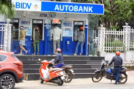 Gia Lai: Mở rộng chi trả chế độ qua thẻ ATM