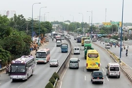 Quy định tốc độ tối đa cho phép của xe cơ giới có gì mới?