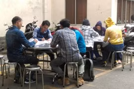 Rất đông khách hàng đang đến Công an TP HCM tố cáo Công ty Alibaba