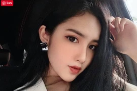 Đẹp không chỗ chê, nữ sinh Việt khiến MXH Trung Quốc chao đảo