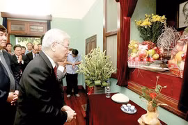 Lãnh đạo Đảng, Nhà nước dâng hương tưởng niệm Chủ tịch Hồ Chí Minh