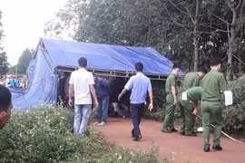 Tìm vợ không thấy, giết người đi đường