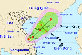Tin mới nhất về 'song trùng' áp thấp nhiệt đới