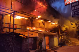 Là cán bộ mà "dối trên lừa dưới" là họa cho đất nước