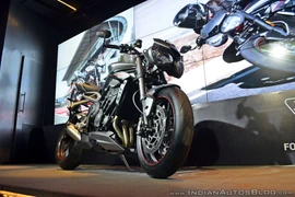 Triumph đang phát triển dòng xe Street Triple 2020