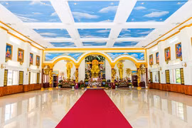 Chiêm ngưỡng ngôi chùa Việt Nam lớn nhất trên sa mạc ở Mỹ