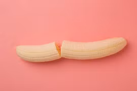 Cảnh báo căn bệnh khiến quý ông mang họa khi quá "khỏe"