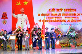 Đảng bộ Chư Prông: Kỷ niệm 65 năm Ngày thành lập và đón nhận Huân chương Lao động hạng nhất