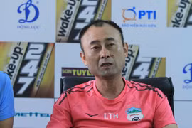 HLV Hàn Quốc nói gì về nguy cơ bị HAGL sa thải?