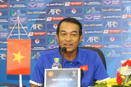 HLV Đinh Thế Nam: "U16 Việt Nam cùng đẳng cấp với Australia"