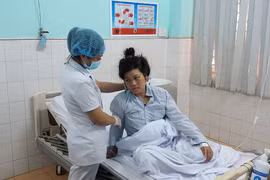 Gia Lai: Cứu sống bệnh nhân sốc sốt xuất huyết cực nặng