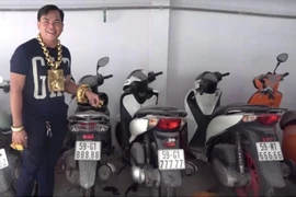 Lật tẩy sự giàu sang khó hiểu của Phúc XO