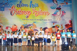 Gia Lai: "Đêm hội trăng rằm" tại TP. Pleiku