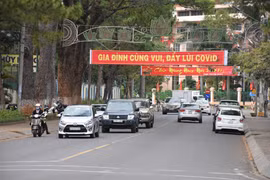 Pleiku nỗ lực phòng-chống dịch bệnh gắn với chăm lo Tết cho người nghèo