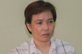 Mang tiền giả đi mua vé số