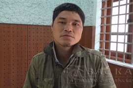 Nghĩ bị bắt mất hồn, dùng súng bắn liên tục vào người đàn ông