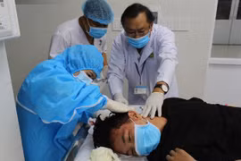 Những người "quên" Giao thừa để giành giật sự sống cho bệnh nhân