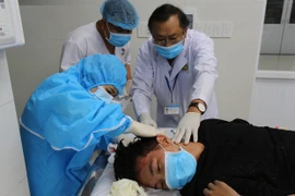 Những người "quên" Giao thừa để giành giật sự sống cho bệnh nhân