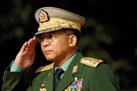 Tổng tư lệnh quân đội vừa nắm quyền ở Myanmar là ai?