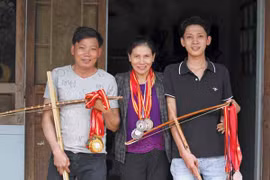 Gia đình "cung thủ"