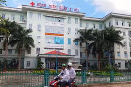 Pleiku: Xe máy chở 3 tự ngã, 2 người thương vong