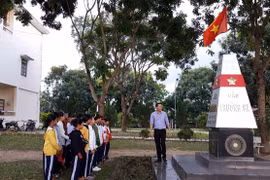 Để học sinh miền núi thêm yêu biển đảo