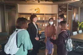 Cô giáo bán nhà đi học thạc sĩ