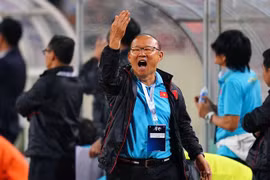 Tuyển Việt Nam nhìn từ các đối thủ: HLV Park Hang-seo vẫn còn... son chán!