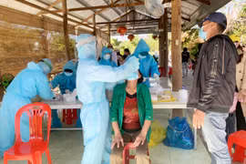 Ayun Pa: Lấy mẫu xét nghiệm hơn 6.000 nhân khẩu phường Sông Bờ