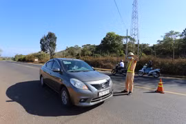 Đón xuân nơi cửa ngõ chống dịch