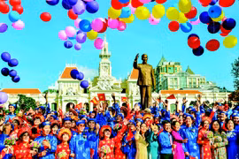 "Xuân này hơn hẳn mấy Xuân qua"