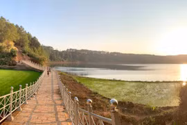 Biển Hồ: Quen thuộc nhưng chưa bao giờ cũ