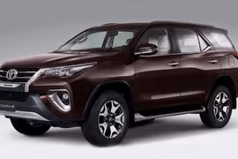 Toyota Fortuner bản "kim cương" giá 1,38 tỷ