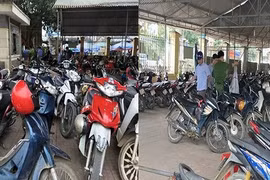 Khởi tố người chồng dùng dao đâm chết vợ