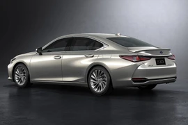 Lexus ES 2019 chính thức ra mắt, sang trọng và hiện đại hơn