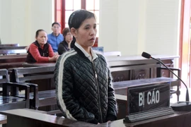 Bị cáo đầu độc tình già lặng người khi nghe tòa tuyên án