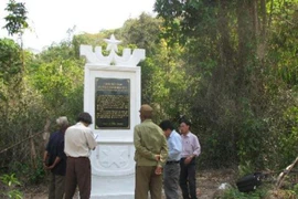 "Tìm hiểu về Căn cứ cách mạng Khu 10-xã Krong giai đoạn 1945-1975"