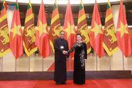 Chủ tịch Quốc hội hội đàm với Chủ tịch Quốc hội Sri Lanka