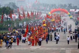 Phú Thọ: Hơn 2,5 triệu lượt du khách hành hương về Đất Tổ