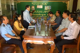 Ký bản ghi nhớ giao ban cặp cửa khẩu vào cuối quý II-2018