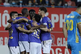 Highlights Hải Phòng 0-2 Hà Nội: Hùng Dũng ghi bàn, Tấn Trường cản penalty