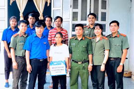 Thiếu tá Lại Minh Việt: Xứng danh công dân trẻ tiêu biểu