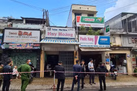 Vì sao bờ kè ta luy sau chợ Đà Lạt bị sạt lở nguy hiểm?