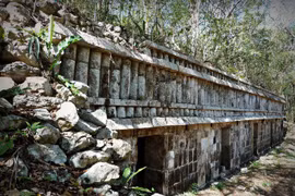 Mở kim tự tháp Maya, phát hiện "đường vào" một thế giới khác chưa từng biết