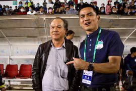 Có hay không mâu thuẫn giữa bầu Đức và Kiatisak?